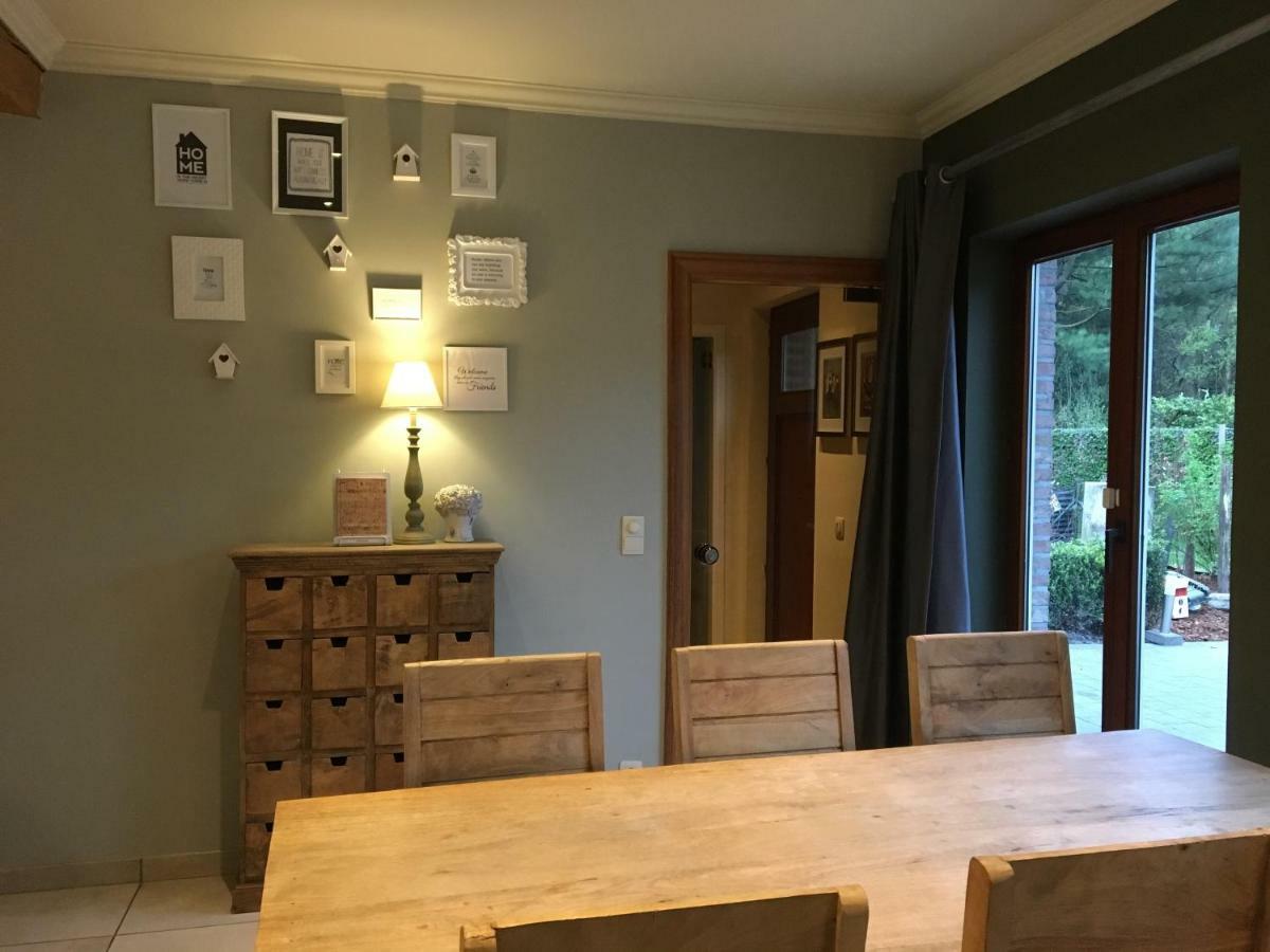 Stropershuisje Stekene Exteriér fotografie
